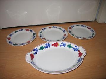 Divers origineel Boerenbont servies te koop beschikbaar voor biedingen