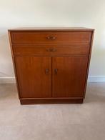 Mid century kast, Antiek en Kunst, Antiek | Meubels | Kasten, Ophalen of Verzenden