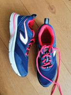 Decathlon gymp, Ophalen of Verzenden, Zo goed als nieuw, Zwart, Sneakers of Gympen