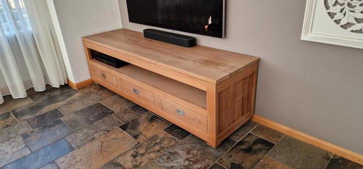 Teakhouten tv kast met 3 laden. Lengte 175 cm, Huis en Inrichting, Kasten | Televisiemeubels, Gebruikt, Minder dan 100 cm, 150 tot 200 cm