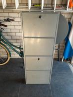 schoenenkast metaal, Ophalen, Gebruikt