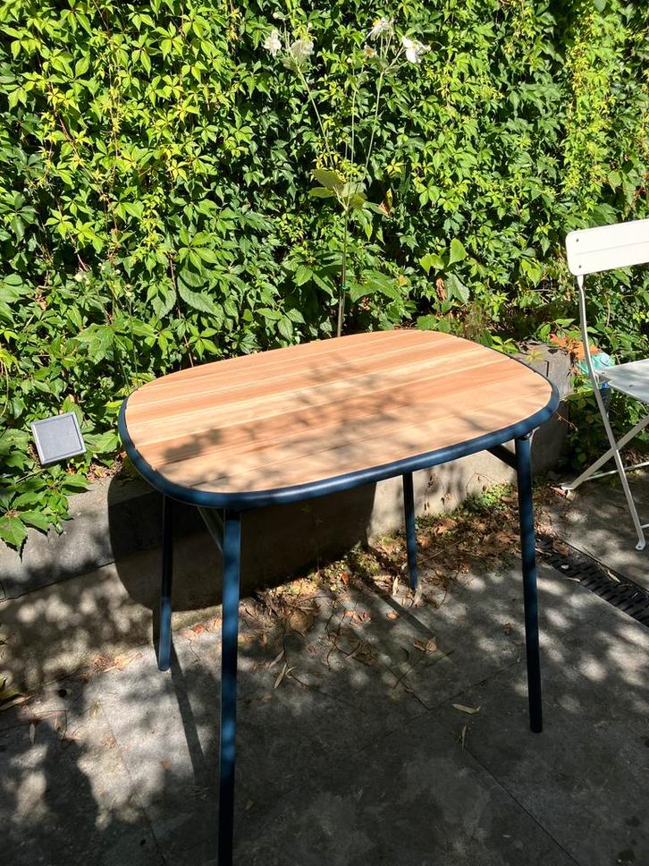 Duvskär tafel voor binnen / buiten, Tuin en Terras, Tuintafels, Zo goed als nieuw, Rechthoekig, Metaal, Ophalen