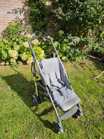 Lichte Chicco Kinderwagen - Ideaal voor Reizen! beschikbaar voor biedingen