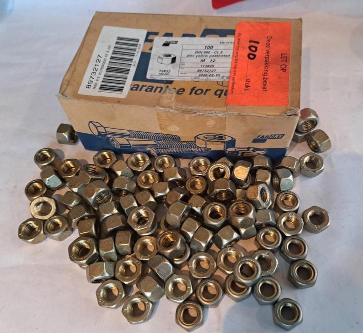 Koopje zelfborgende moeren M12 - geel verzinkt - din 980, Doe-het-zelf en Verbouw, Metalen, Nieuw, Ophalen of Verzenden