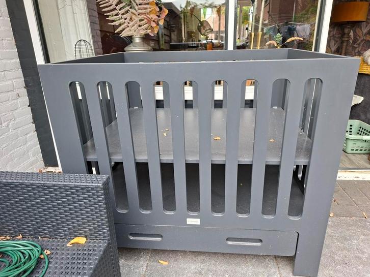 Gratis box, Kinderen en Baby's, Boxen, Gebruikt, Rechthoekig, In hoogte verstelbaar, Boxkleed, Lade, Ophalen