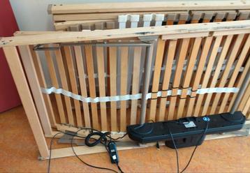 Twee elektrische bedbodems 160 cm bij 200 cm beschikbaar voor biedingen