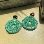 Mooie kralen oorbellen zeeblauw, Sieraden, Tassen en Uiterlijk, Ophalen of Verzenden, Nieuw, Blauw, Overige materialen