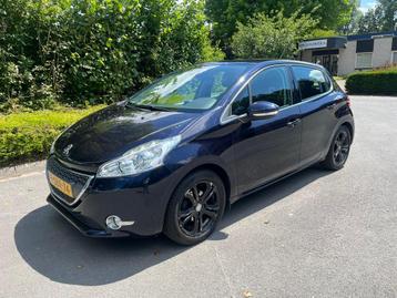 Peugeot 208 1.2 VTI 60KW/82PK 5-D 2013 Blauw beschikbaar voor biedingen
