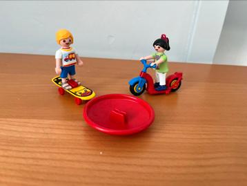 Playmobil kinderen met buitenspeelgoed 70422 beschikbaar voor biedingen