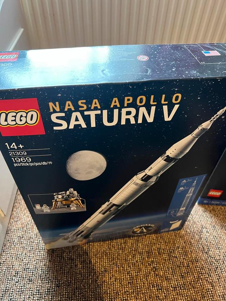 LEGO NASA Apollo Saturn V 21309 - Complete Set, Kinderen en Baby's, Speelgoed | Duplo en Lego, Zo goed als nieuw, Lego, Complete set