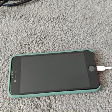 IPHONE SE 2022 64GB ROD. FROM SWAPPIE, beschikbaar voor biedingen