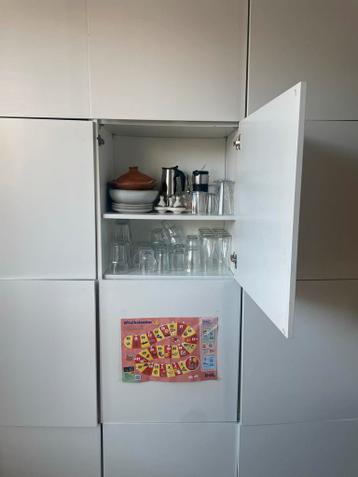 Ikea Besta Kast - Praktisch en Stijlvol! - afbeelding 1