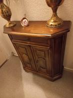 Houten wandkastje met lade en deurtjes, Ophalen, Minder dan 50 cm, Gebruikt, Klassiek