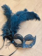 Masker met veren, Ophalen of Verzenden