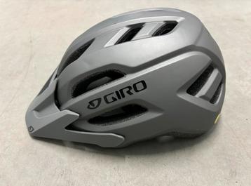 Fietshelm Giro Fixture Mips II Matte Titanium Nooit Gebruikt beschikbaar voor biedingen