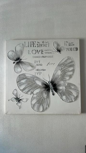 2 stuks canvas Liefde en vlinders beschikbaar voor biedingen