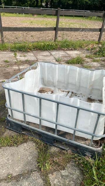 Slowfeeder beschikbaar voor biedingen