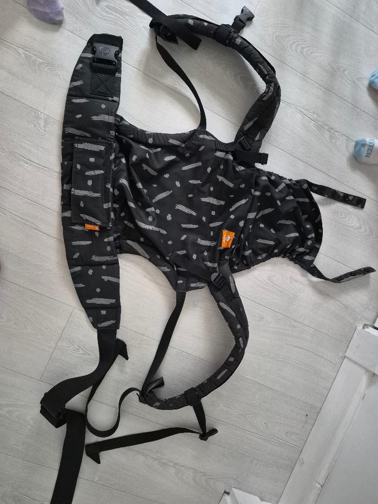 Draagzak Tula, Kinderen en Baby's, Babydragers en Draagdoeken, Buik of Rug, Zo goed als nieuw, Draagzak, Ophalen