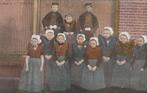 AXEL Klederdracht Tulpkaart 1906, Verzamelen, Ansichtkaarten | Nederland, Verzenden, Voor 1920, Gelopen, Zeeland