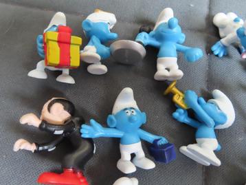 Smurfen Poppetjes 8 stuks groot 1 klein  beschikbaar voor biedingen