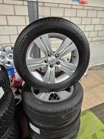 Kia Sportage banden + velgen 17 inch beschikbaar voor biedingen