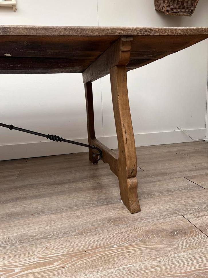 Spaanse tafel – begin 1900 | 20e-eeuwse in antieke stijl, Antiek en Kunst, Antiek | Meubels | Tafels, Ophalen