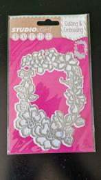 Studio Light Snijmal Bloemenkrans, Ophalen of Verzenden, Nieuw, Frame of Mal, Overige merken