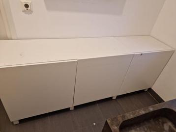 Wit dressoir / kast met 3 deuren – ideaal voor opbergruimte