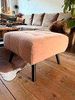Poef hocker licht roze, Ophalen, Zo goed als nieuw, Rechthoekig, Stof