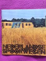 boekje over de Nederlandse spoorwegen, Verzamelen, Spoorwegen en Tramwegen, Ophalen of Verzenden, Gebruikt, Trein, Boek of Tijdschrift
