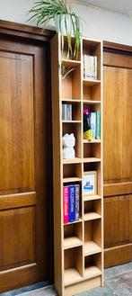 Hoge smalle beuken multifunctionele boekenkast, cd’s, dvd’s, Huis en Inrichting, Kasten | Boekenkasten, Ophalen, Met plank(en)