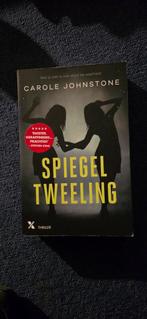 Carole Johnstone - Spiegeltweeling, Boeken, Ophalen of Verzenden, Zo goed als nieuw, Carole Johnstone