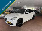Alfa romeo Stelvio 2.0 T AWD Super 313 PK PANO, Auto's, Alfa Romeo, Automaat, 4 cilinders, Wit, Bedrijf