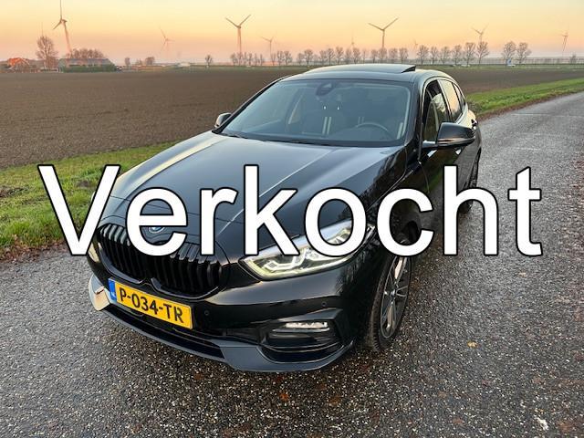 BMW 1-serie 118i Business Edition Carplay Panormadak enz, Auto's, BMW, Bedrijf, 1-Serie, ABS, Airbags, Airconditioning, Alarm