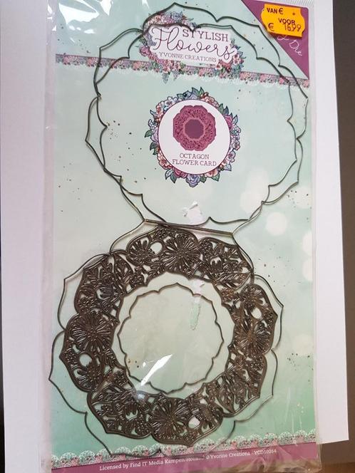 Kaartstans 4 delig bloemvorm Yvonne Creations, Hobby en Vrije tijd, Kaarten | Zelf maken, Zo goed als nieuw, Pons of Mal, Overige thema's