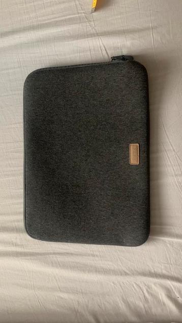 Laptop hoes 15 inch beschikbaar voor biedingen