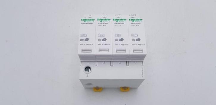 Schneider Overspanningsbeveiliging A9L08600 Imax 8kA T2 T3, Hobby en Vrije tijd, Elektronica-componenten, Nieuw, Ophalen of Verzenden