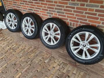 4 x LM velg + zomerband Audi SPLINTERNIEUW 2018 tm 2024 beschikbaar voor biedingen