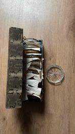 Antieke glazen onderzetters in doos, Ophalen