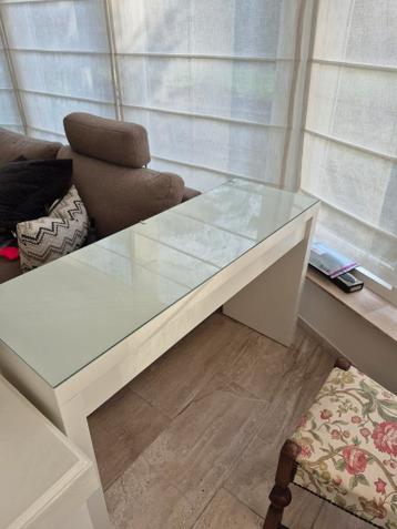 Malm kaptafel ikea wit zo goed als nieuw met glasplaat - afbeelding 2