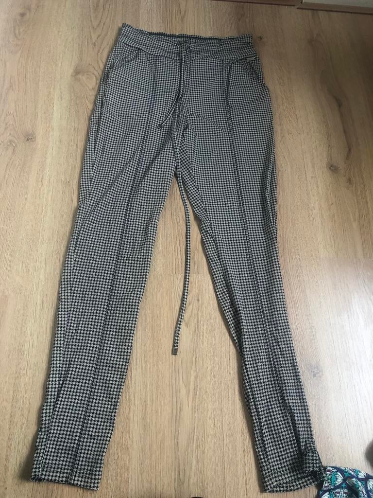 Ambika travelstof beige zwarte broek s pied de poule, Zwart, Ophalen of Verzenden, Zo goed als nieuw, X