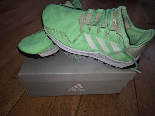 ADIDAS Hockey Youngstar veldschoenen maat 36 2/3, Sport en Fitness, Hockey, Gebruikt, Schoenen, Verzenden