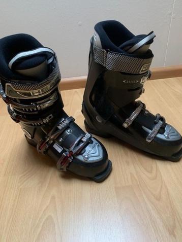 Dames Head Ski schoenen Super Macro Ezon 2 7 – maat 270 – 42 beschikbaar voor biedingen