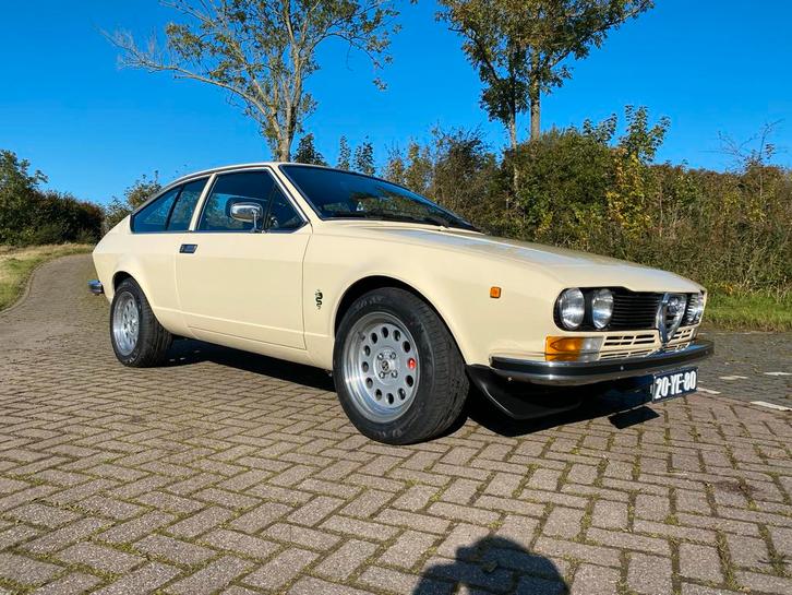 Alfa Romeo Alfetta GT, Auto's, Oldtimers, Particulier, Alfa Romeo, Benzine, Coupé, Handgeschakeld, Geïmporteerd, Overige kleuren