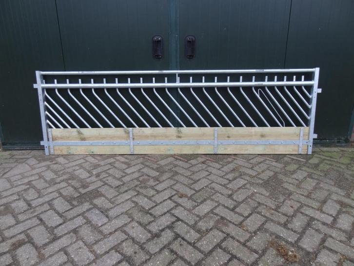 Zelfsluitende voerhekken, Dieren en Toebehoren, Schapen, Geiten en Varkens, Schaap, Meerdere dieren