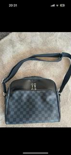 louis vuitton dayton reporter, Sieraden, Tassen en Uiterlijk, Ophalen of Verzenden