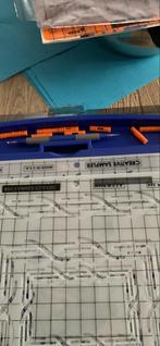 Fiskar Shape boss, Hobby en Vrije tijd, Ophalen of Verzenden, Zo goed als nieuw, Overige thema's, Pons of Mal