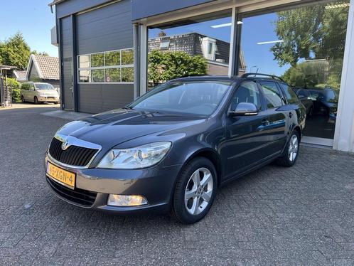 Skoda Octavia Combi 1.2 TSI Ambition LM Velgen, Cruise Contr, Auto's, Skoda, Bedrijf, Te koop, Octavia, ABS, Airbags, Airconditioning