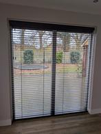 Zwarte houten jaloezieën - 2 maten, Ophalen