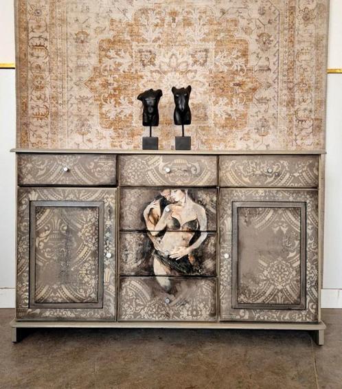 Dressoir in vintage stijl/ kast in taupe, zwart, creme, Huis en Inrichting, Kasten | Dressoirs, Zo goed als nieuw, 25 tot 50 cm